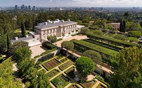 The port of los angeles, los angeles, california. Jaw Dropping The 10 Most Luxurious Homes In Los Angeles Masala Com