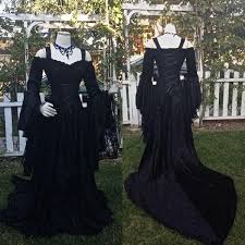 Discount Vintage Black Gothic Wedding Dresses A Line Medieval Off The Shoulder Stra Lace Wedding Dress Vintage Formal Dresses For Weddings Gothic Wedding Dress