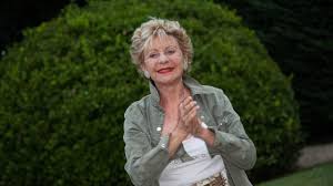 Annie cordy и bon anniv annie. Belgian Singer Annie Cordy Has Died Teller Report