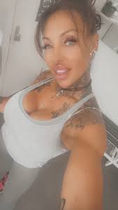 Is this like Twitter then ? Let's see if I can get used to this lol x