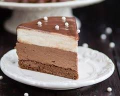 Entremet A La Mousse Aux Chocolats Kinder Recette Recette Thermomix Dessert Chocolat Kinder Gateau 3 Chocolat