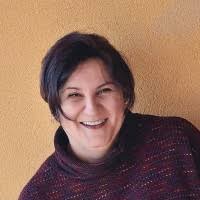 1900+ profiluri „Eva”