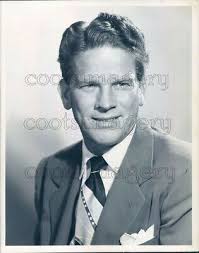 1953 dhcp Press Photo Actor Singer
