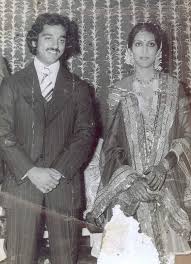 Kamal haasan childhood, wedding, wifes, daughters, family photos. Kamal Haasan Wiki Age Girlfriend Wife Family Biography More Wikibio