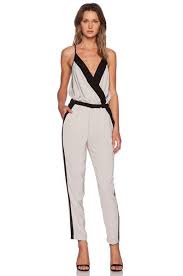 Hier findest du festliche overalls in veschiedenen wer sagt eigentlich, dass es immer ein kleid sein muss? Kleider Fur Hochzeitsgaste Eleganter Jumpsuit
