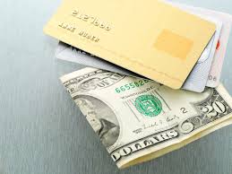 Using a Credit Card vs Cash