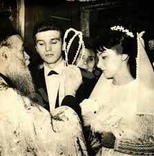 Γιαννησ φ γιαννησ φερτησ μελινα μερκουρη μιμη ντενιση ξενια καλογεροπουλου σχετικα αρθρα 10 εμφανίσεις διάσημων ελληνίδων στη μετακίνηση 6 που θα σας δώσουν ιδέες για το δικό σας ντύσιμο To Gamhlio Ta3idi Toy Ferth Me Thn Kalogeropoyloy Sto Nayplio Prin 51 Xronia Argolikes Eidhseis