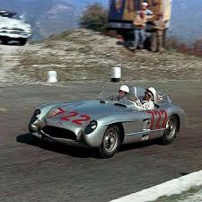 Gentlemen Drivers On Instagram Sir Stirling Moss And Denis Jenkinson Mercedes Benz 300 Slr 722 Mi Classic Racing Cars Mercedes Benz 300 Sports Car Racing