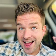 David Gorrell's Instagram, Twitter & Facebook