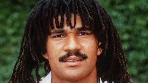 You are one of the main protagonists in this new year series, let's look at it. Was Macht Ruud Gullit Heute Mannersache