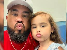 Raphy Pina muestra la habilidad de Vida Isabelle en la cocina con apenas  tres años