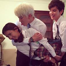 The suave and wealthy zheng chu yao, a fellow student at the elite. 10 Potret Kedekatan Mike D Angelo Aom Sushar Di Kehidupan Nyata