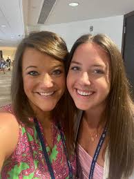 Our president, Hannah Felton, recently had the privilege of spending a  weekend in Walt Disney World for ADPi's 171st Grand Convention! We are  proud to say that we won Alumnae Association, and