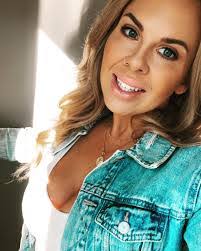 Erica Sargent's Instagram, Twitter & Facebook