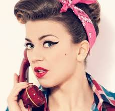 Together with the larger beehive and shorter bubble cut, this became one of the most popular women's hairstyles of the 1950s. 50 S Inspired Hair And Makeup Saubhaya Makeup
