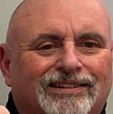 Hi everyone, for my group is the first time in Yellowstone and we're  getting excited. I'm trying to organize the "best" itinerary to Yellowstone  and for this reason I need your advice (