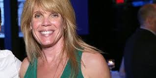 Carlene Olson's Instagram, Twitter & Facebook