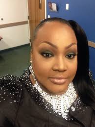 Lillian Lloyd's Instagram, Twitter & Facebook