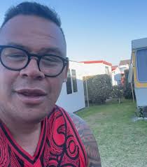 Back in my favourite spot with my brother @t.t.t.t.t.t.t.a.r and our  families! I cant wait to live here and open @bbm_ultimatefitness Mpunt  Maunganui, #mountmaunganui #camplife⛺️