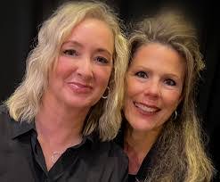 Tania Beck's Instagram, Twitter & Facebook