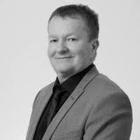 50+ perfiles de «Adamiak»