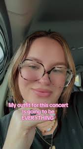 What to Wear to A Jessie Murph Concert August 2025