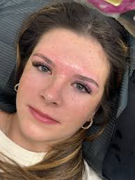 Natural Eye Extensions by Esthetics With Emma