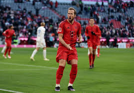 Record-breaking Kane nets twice as leaders Bayern earn 4-3 win over Kiel |  Reuters