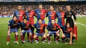 Víctor valdés, dani alves, maxwell, puyol, piqué, xavi, busquets, keita, messi, ibrahimović, pedro, pinto, iniesta. Barcelona 2009 Olahraga