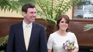 Check spelling or type a new query. Neues Familienfoto Von Prinzessin Eugenie Baby August Begrusst Den Fruhling