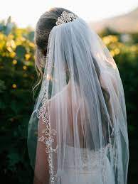 Reminiscent Of Roses This Bridal Hair Comb Is Designed In Matte Gold Flowers With Shiny Gold Edge Fingertip Wedding Veils Beaded Bridal Veil Bridal Headpieces