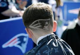 44 juegos de cortar el pelo gratis agregados hasta hoy. 20 Cortes Rapados Con Dibujos Que Son Super Originales