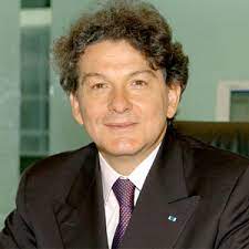 Rdv ce soir, dimanche 21 mars, thierry breton (@thierrybreton), commissaire européen, est l'invité du jt de 20h de @tf1. Thierry Breton Se Serait Marie Mediamass