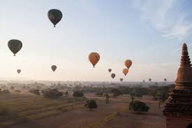 Begini cerita warga solo soal getaran gempa itu. Sensasi Berlibur Ke Candi Dengan Balon Udara Di Bagan Myanmar Terasa Magis Dan Romantis Abis Rapidessay Biz