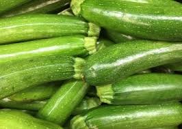 Coltivare le zucchine è incredibilmente facile, e sono il vegetale ideale per incoraggiare i bambini a far crescere un giardino. Coltivare Zucchine In Verticale La Soluzione Per Chi Ha Poco Spazio Nell Orto