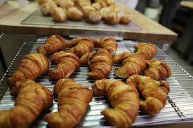 Rentree Le Prix Du Croissant S Envole Les Boulangers Craignent Une Penurie De Beurre
