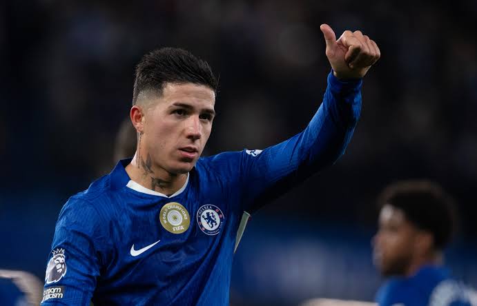 Enzo Fernandez calon pengganti Phil Foden di Manchester City