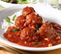 Dendeng merupakan masakan khas sumatra barat yang terbuat dari daging sapi yang diiris tipis dan lebar kemudian dikeringkan. Resep Dan Cara Membuat Bola Daging Bumbu Balado Rumahan Yang Enak Lezat Dan Sedap Selerasa Com