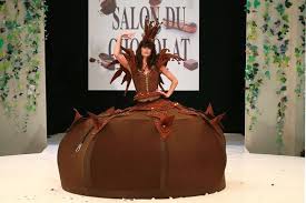 Home Of Weird Pictures Strange Facts Bizarre News And Odd Stuff Chocolate Fashion Chocolate Book Chocolate Delight