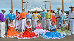 Ecuador, oficialmente denominado república del ecuador, es un país soberano situado en la región noroccidental de américa del sur. Guayaquil Recrea Las Danzas Folcloricas Del Ecuador El Comercio