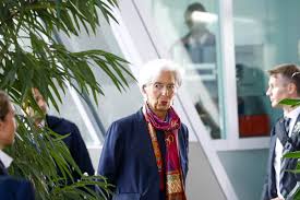 He previously served as president of the european central bank from 2011 until 2019. Elf Frankfurt Tipps Fur Christine Lagarde