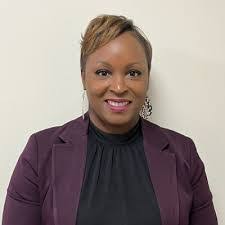 Laura Hunley's Instagram, Twitter & Facebook