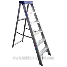 Aluminum 68° ships ladder walk thru handrail 12 max tread spacing : Clow Heavy Duty Aluminium Industrial Step Ladder From The Clow Group