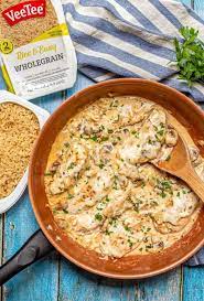 This bacon, creamy cheese, cheddar chicken is simple and delicious, with the minimum prep, and everything is baked in 30 minutes, just like in this ranch chicken bake! Easy Cream Cheese Chicken Family Food On The Table