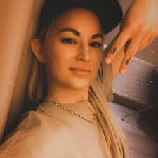 Morgan Richard Olivier added a...