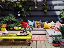 Mar 8 2020 explore nancy jeronimus s board painted decks on blue and white rug. Best Decking Paints Top 5 Buys For A Colourful Deck Real Homes