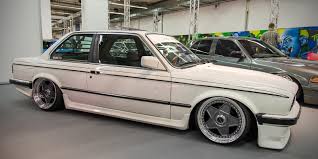 Bmw e30 ayaklı bagaj spoyler. Foto Bmw 316 Modell E30 Mit Rarem Zender Bodykit Vergrossert