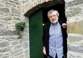 When he grew up he moved. Guccini Io Il Primo In Famiglia A Compiere 80 Anni Gazzetta Di Parma