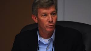 Feds probe complaint against ex-Michigan housing chief