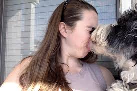 Sheryl Burt's Instagram, Twitter & Facebook